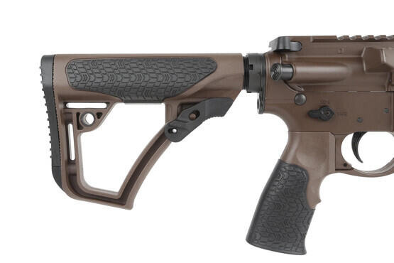 The Daniel Defense DDM4v7 for sale comes with a collapsible 6 position carbine stock